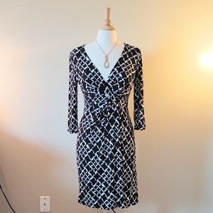 3/4 sleeve v-neck black and white wrap dress